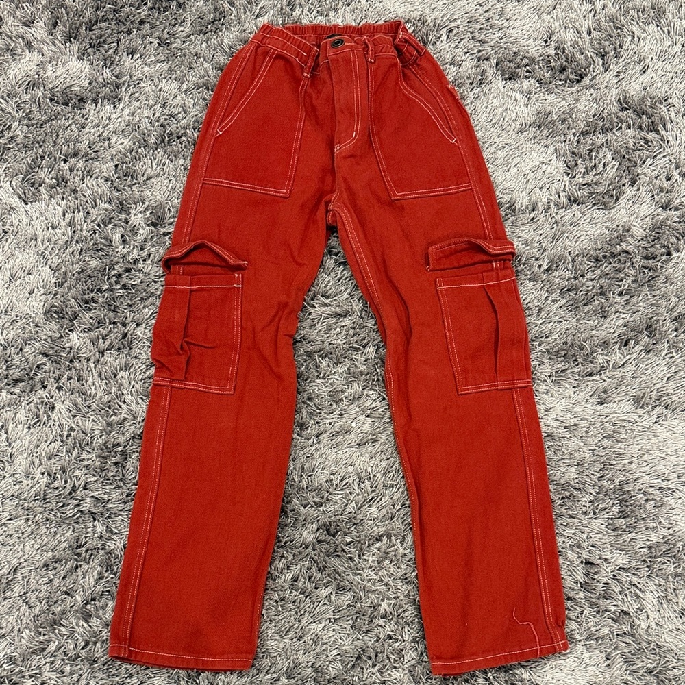 White Fox Red Cargo Pants. Size xs